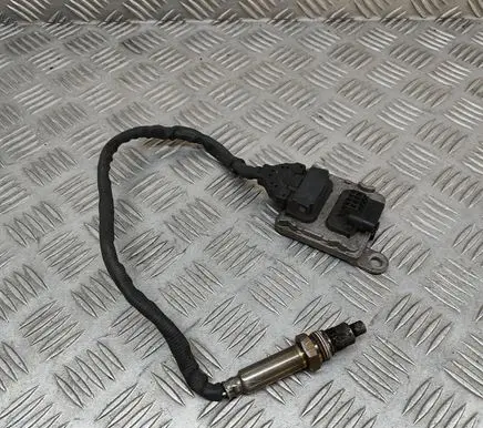 Mercedes-Benz E W213 Lambda probe sensor A0009057108