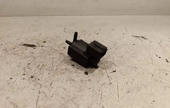 BMW X5 F15 Turbo solenoid valve 7810831