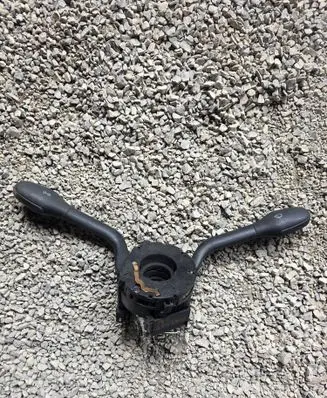 Volkswagen PASSAT B4 Wiper control stalk 1H5953503T