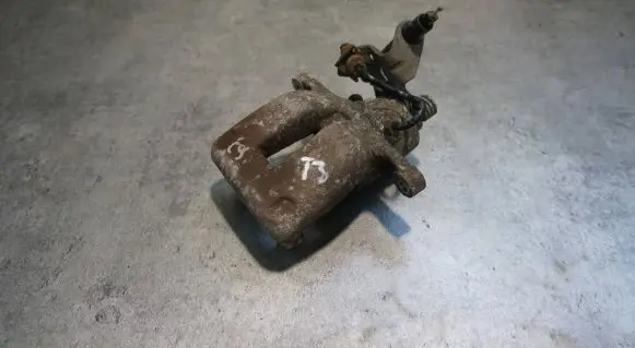 Volkswagen Eos Rear brake caliper