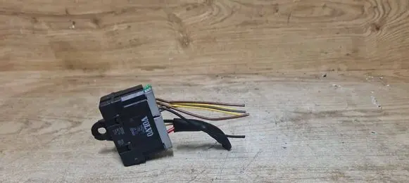 Volvo S60 Seat heating relay 9442947