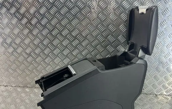 Volvo XC60 Armrest 39819464