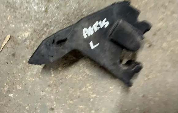 Fender foam support/seal