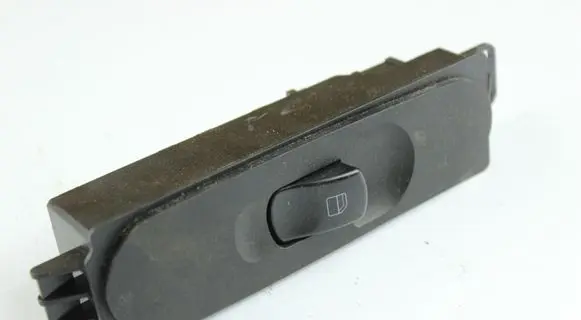 Mercedes-Benz Sprinter W906 Electric window control switch A9065451913 Q04ZGS002 S5756005