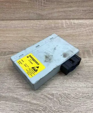BMW 5 E60 E61 Central console control unit 9138969 296496