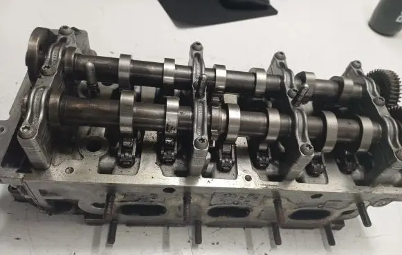 Volkswagen Touareg II Engine head 0594AP