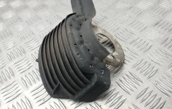 Audi A4 S4 B8 8K Coil spring/strut mount 8K0511539E