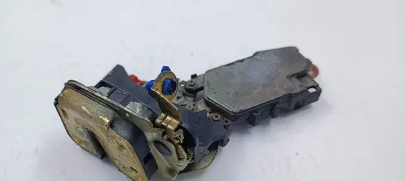 Subaru Outback Rear door lock
