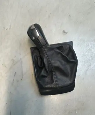 Skoda Octavia Mk2 (1Z) Gear lever shifter trim leather/knob 1Z1711113F 1H1711113F