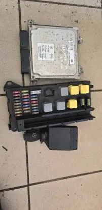 Mercedes-Benz Sprinter W906 Engine ECU kit and lock set A65190020600 A6519012200