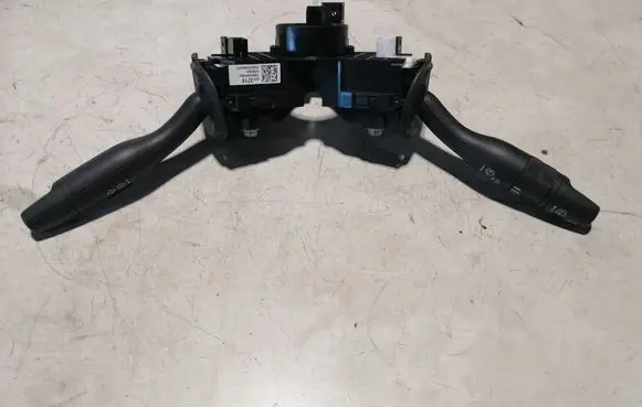 Buick Encore GX I Wiper turn signal indicator stalk/switch 42750983 42712430 527865004