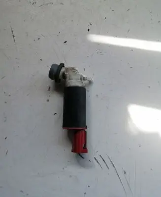 Toyota Corolla Verso AR10 Headlight washer pump 