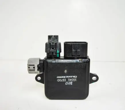 Tesla Model S Coolant fan relay 1G04119700