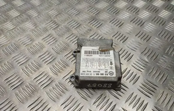 Volkswagen Golf V Airbag control unit/module 1K0909605T