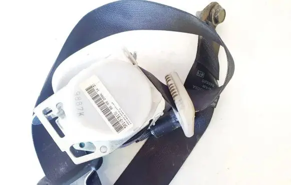 Nissan Note (E11) Rear seatbelt 888449u05a 2p6413