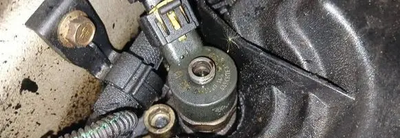Fuel injector