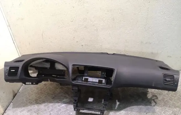 Subaru Outback Dashboard