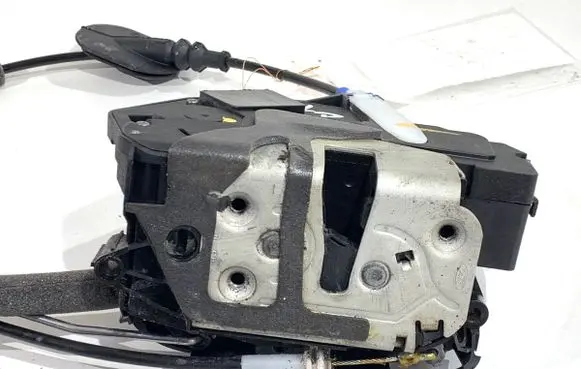 Ford Fiesta Front door lock AM5AU21813AF