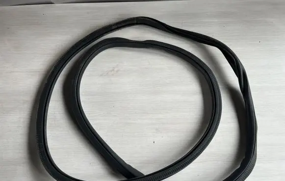 Ford Galaxy Front door rubber seal