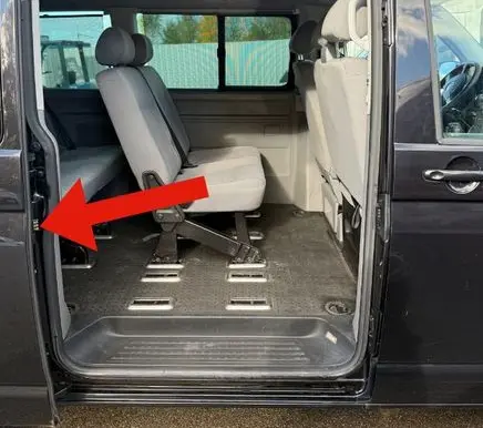 Volkswagen Transporter - Caravelle T5 Sliding door contact joint 7H0907438