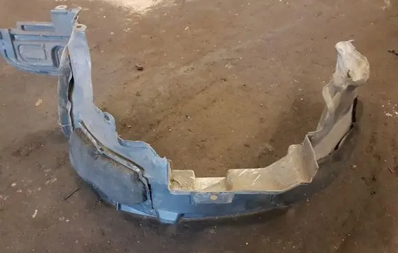Nissan X-Trail T30 Front wheel arch liner splash guards