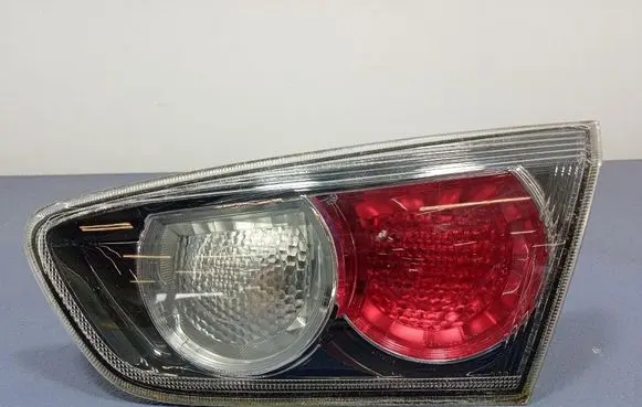 Mitsubishi Lancer VIII Rear/tail lights