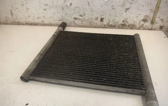 Smart ForTwo I Coolant radiator 0013195V002