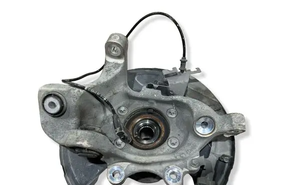 Rear wheel hub spindle/knuckle