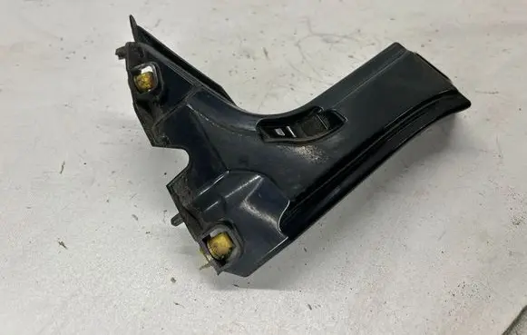BMW 5 F10 F11 Front bumper mounting bracket 7207931