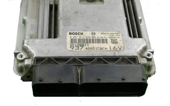 Alfa Romeo 147 Engine control unit/module 55198811