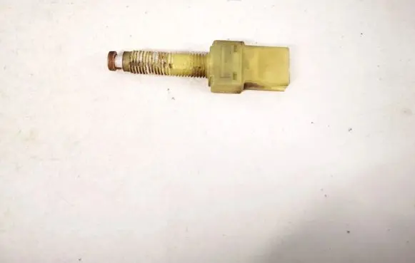 Volkswagen PASSAT B5 Brake pedal sensor switch 443945515