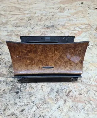 Mercedes-Benz E W211 Car ashtray A2118101330
