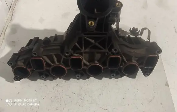 Volkswagen PASSAT B7 Intake manifold 03L129711AM
