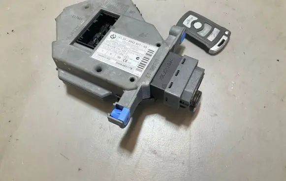 BMW 7 E65 E66 Ignition lock 6943827 116RI000016