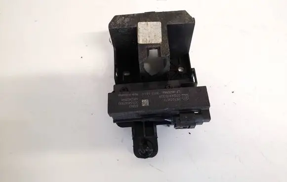 Antenna control unit