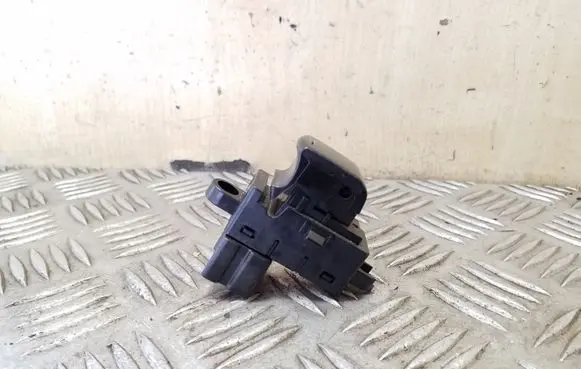 Nissan Qashqai Electric window control switch 25411BR00A