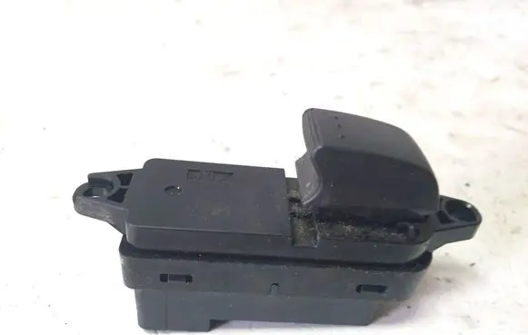 Mazda 5 Electric window control switch CC3366370A