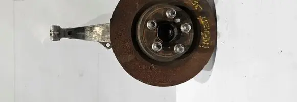 Infiniti G35 Front wheel hub H011493KAMAX