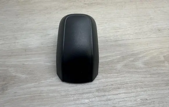 Volkswagen Touareg II Rearview mirror trim 7P6858547
