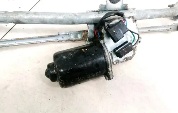 Seat Toledo II (1M) Wiper motor