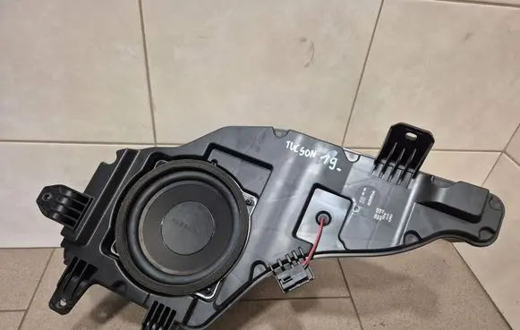 Hyundai Tucson TL Subwoofer speaker 96380D7100