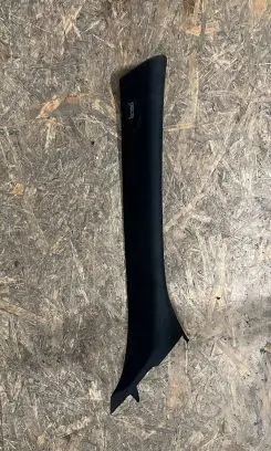 BMW X5 F15 (A) pillar trim 15671812