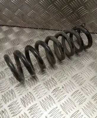 Mercedes-Benz C W204 Rear coil spring