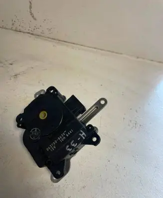 Subaru Legacy Air flap motor/actuator 0637008630