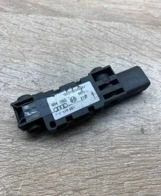 Audi A4 S4 B5 8D Airbag control unit/module 8E0959651 02313034555V