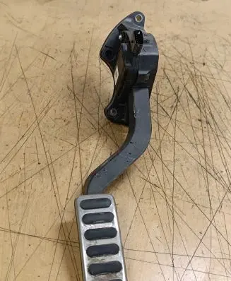Land Rover Range Rover Sport L494 Accelerator throttle pedal 698540C 130757