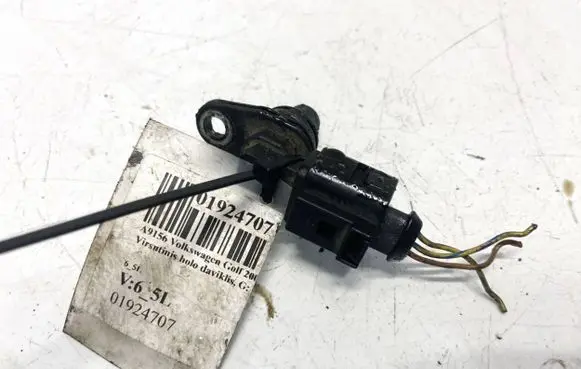 Volkswagen Golf V Camshaft position sensor 036907601D
