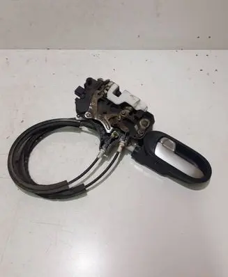 Mitsubishi Colt Front door lock