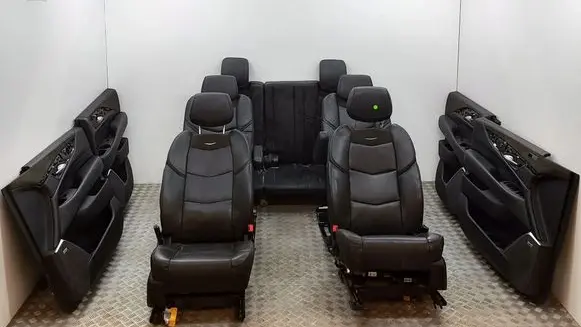 Cadillac Escalade Interior set 84356206 84352009
