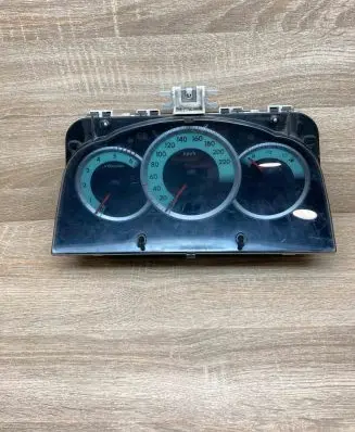 Toyota Corolla Verso AR10 Speedometer (instrument cluster) MB2574203689 838000D060L